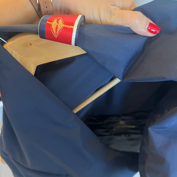 Pretty Rugged waterproof vest - Picture 2 of 8